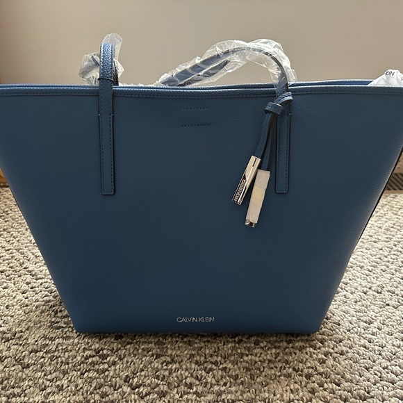 Calvin Klein Bag - Picture 1 of 1